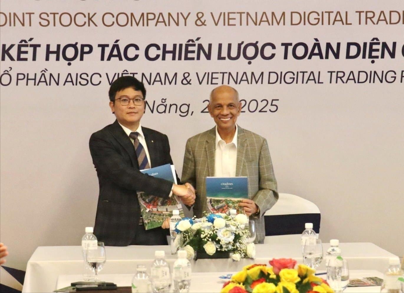 Ký kết ghi nhớ hợp tác quốc tế về công nghệ, tài chính và đầu tư
