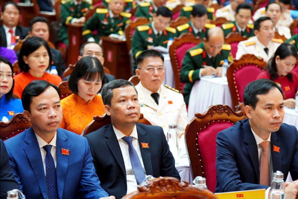 Be mac Dai hoi Dang bo lan 1 14