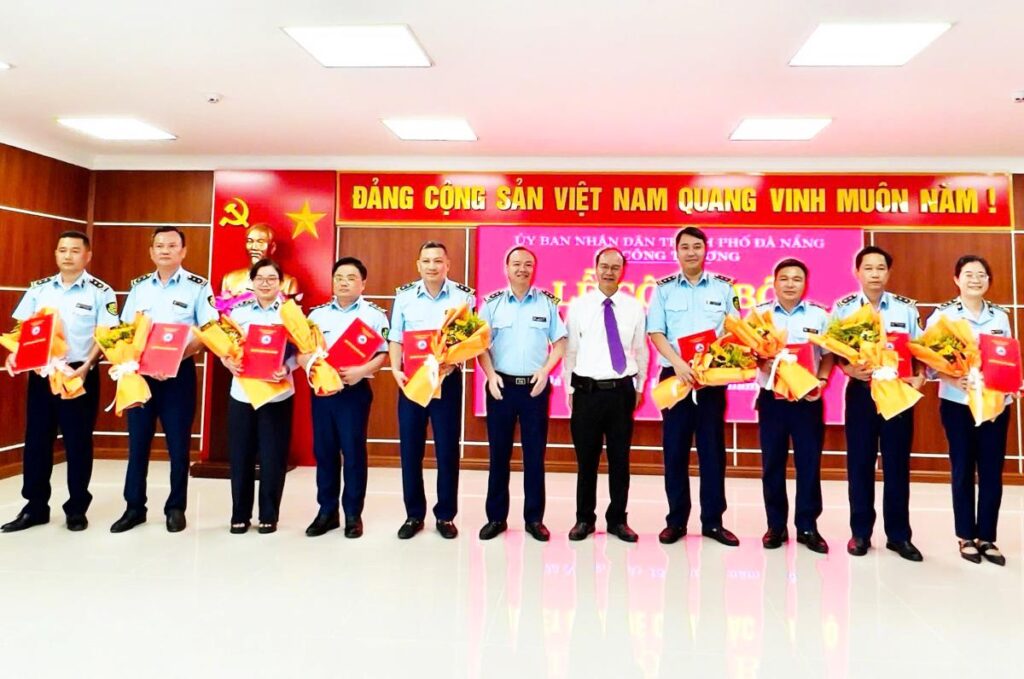 Bo nhiem lanh dao chi cuc QLTT