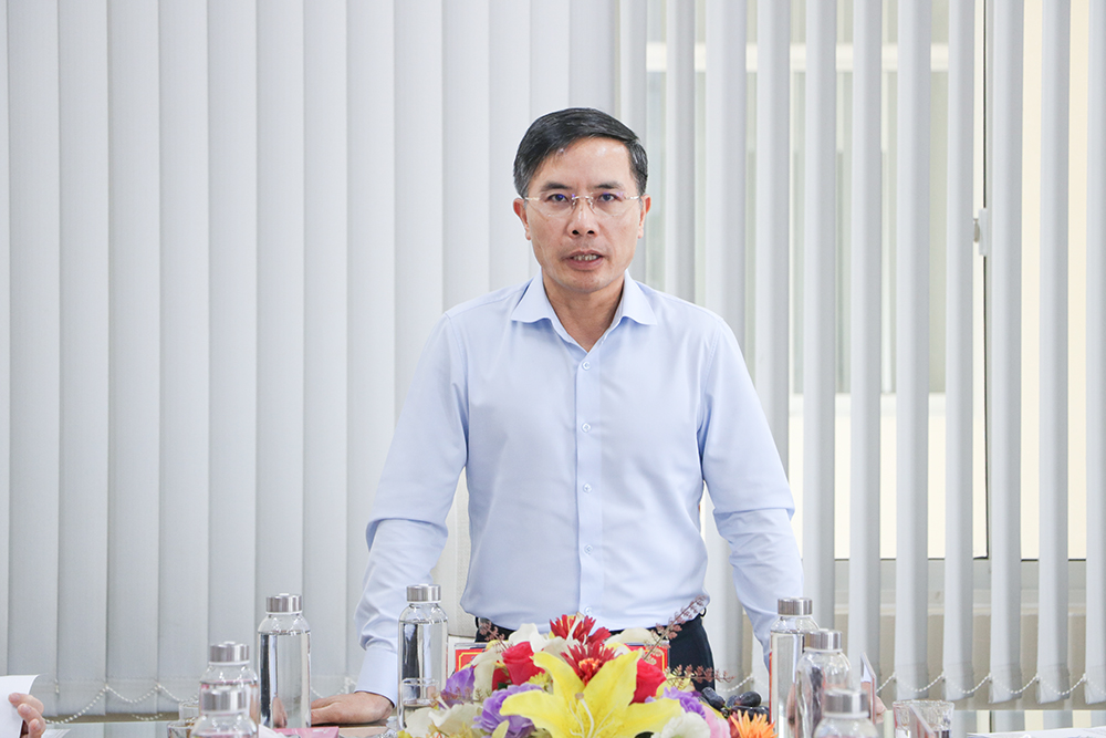 Chu tich TP kiem tra cac cong trinh trong diem 9 2025 4