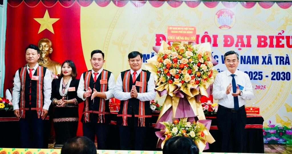 Dai hoi MTTQ xa Tra Tap 1