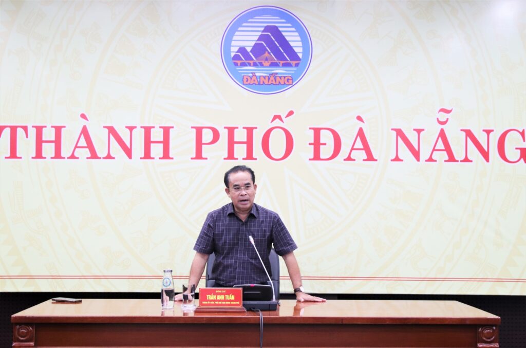 Giai phap thao go kho khan thi truong lao dong