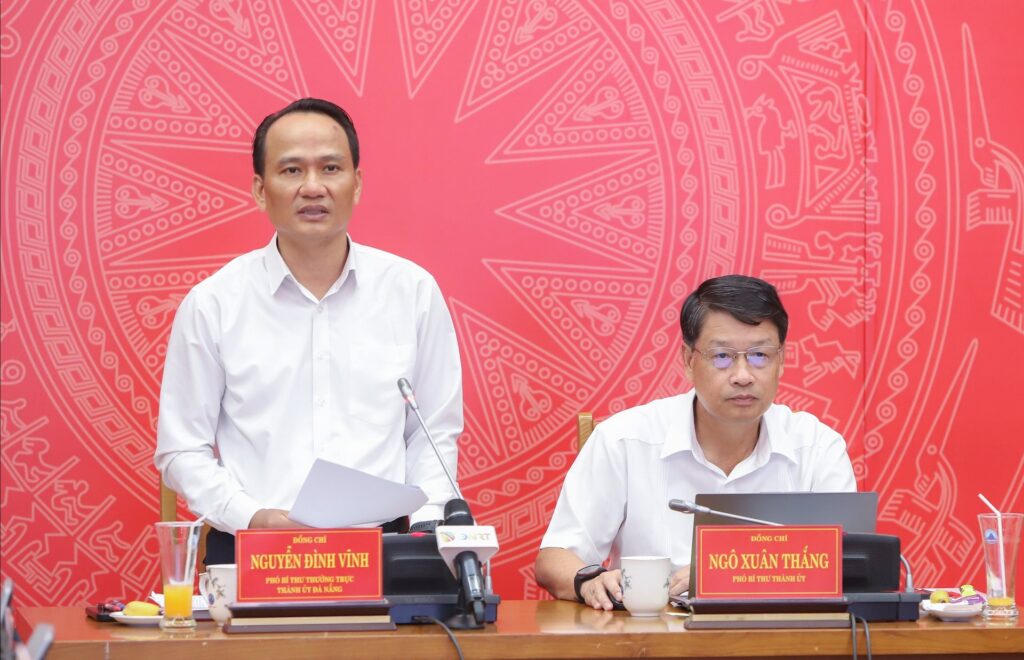 Giao ban cong tac xay dung Dang chinh tri quy 3 2025