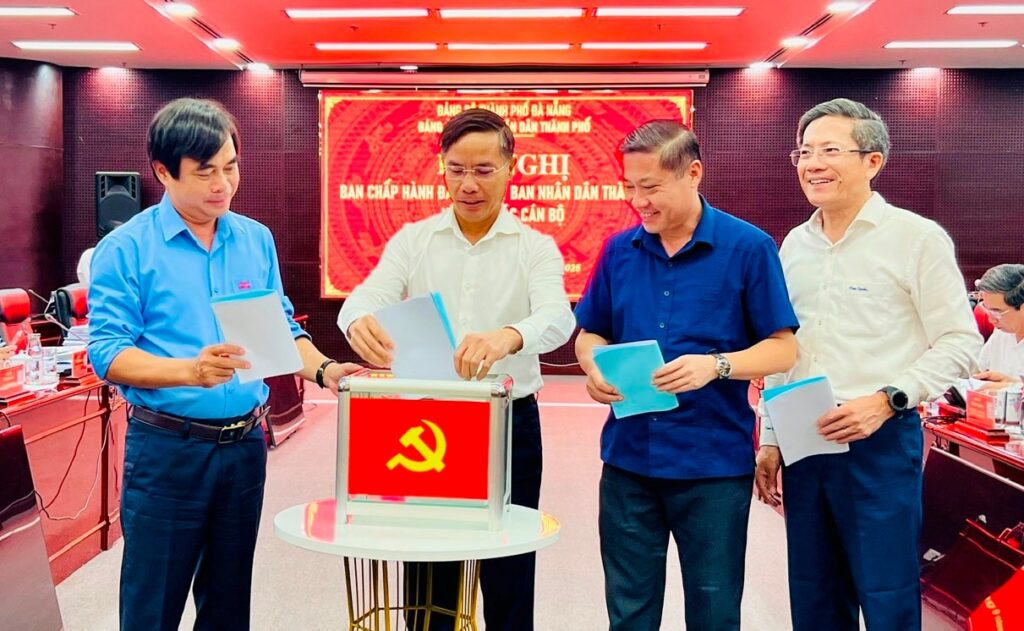 Gioi thieu nhan su nhiem ky 2025 2030