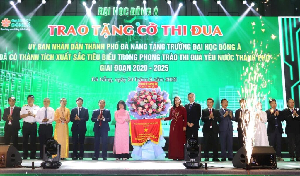 Khai giang Dai hoc Dong A 2025
