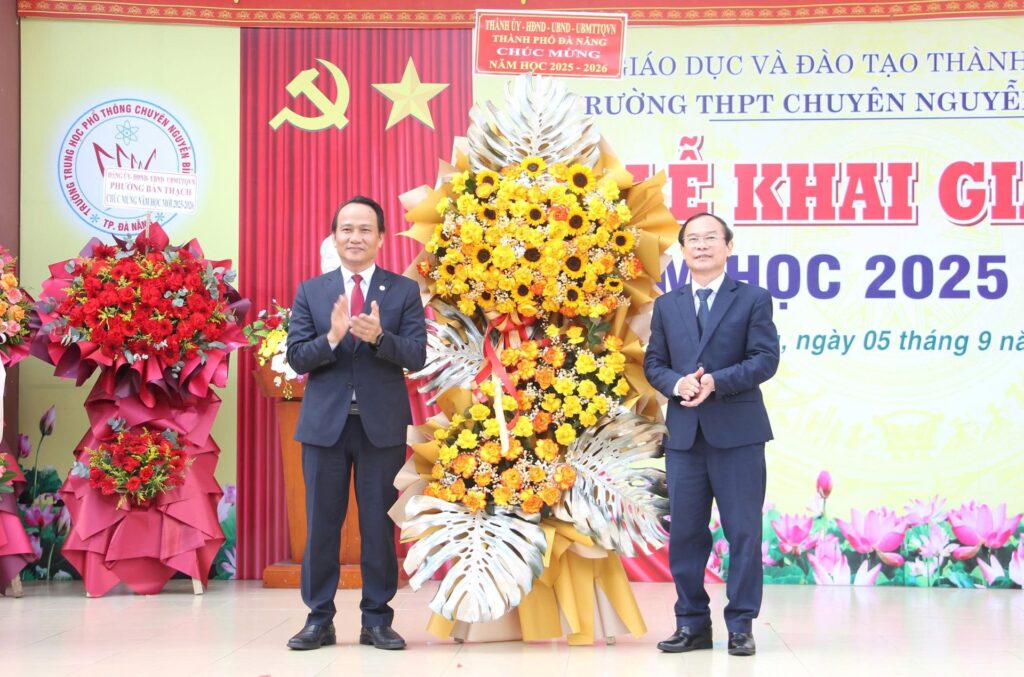 Khai giang nam hoc 2025 2026 2