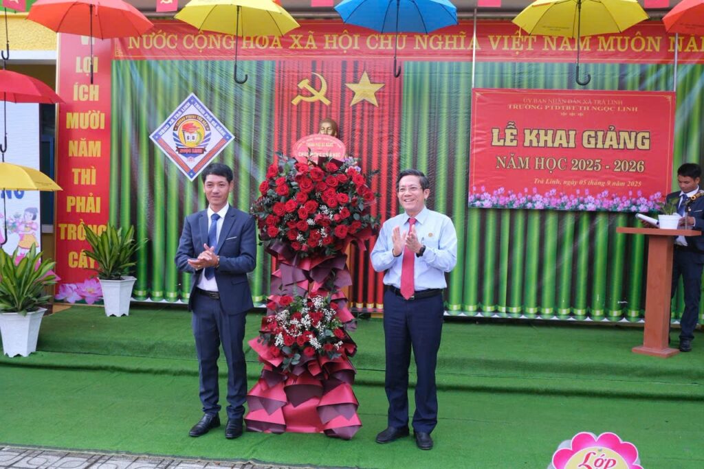 Khai giang nam hoc 2025 2026 21