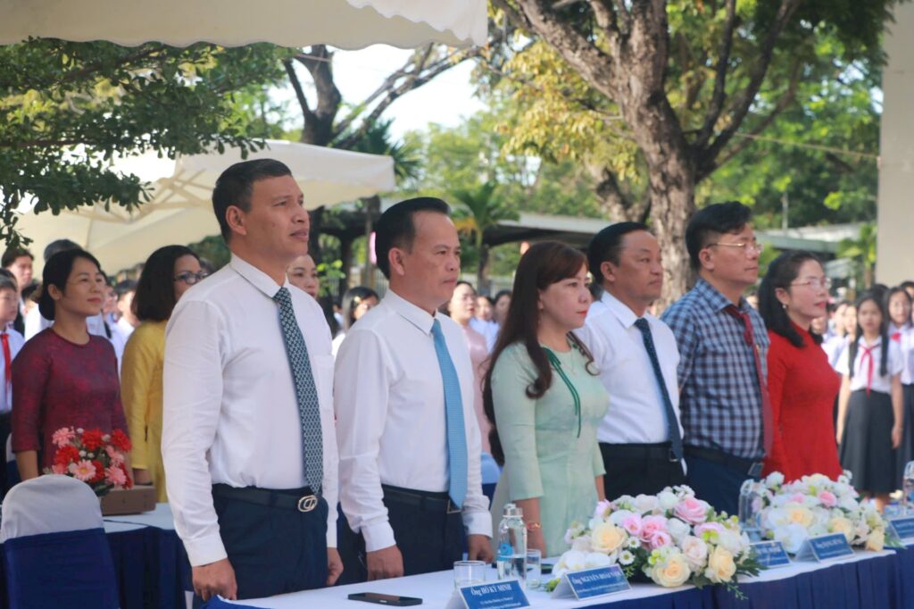 Khai giang nam hoc 2025 2026 5