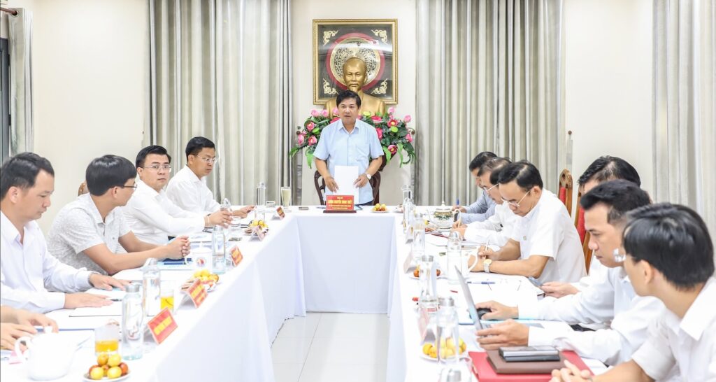 Lam viec voi Ban To chuc Thanh uy 9 2025