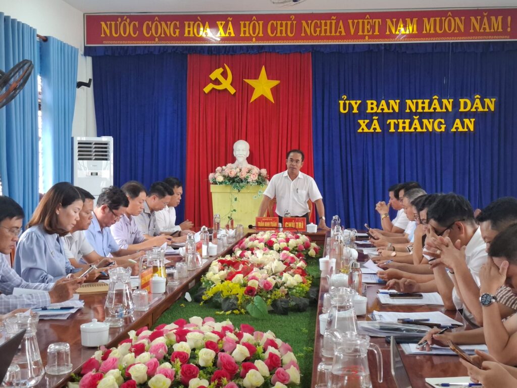 Lam viec voi xa Thang An 2