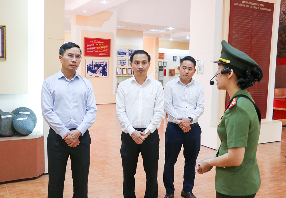 Tham gia dinh chinh sach Tra Tan Phuoc Tra 3