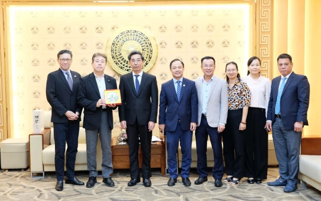 Tiep Lien minh nghi si huu nghi Viet Nhat