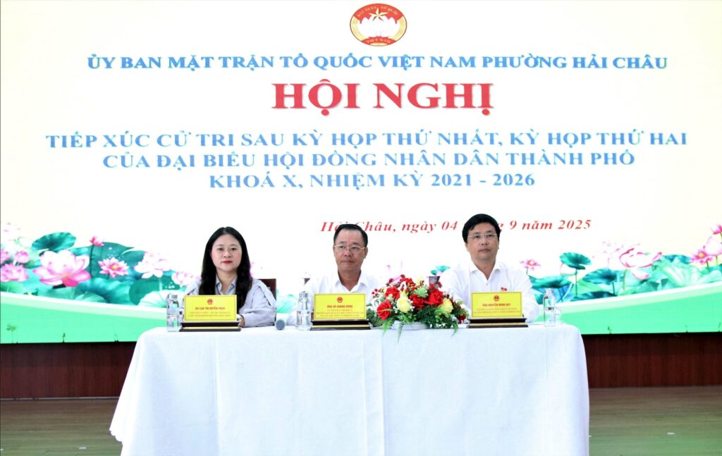 Đại biểu HĐND thành phố tiếp xúc cử tri phường Hải Châu