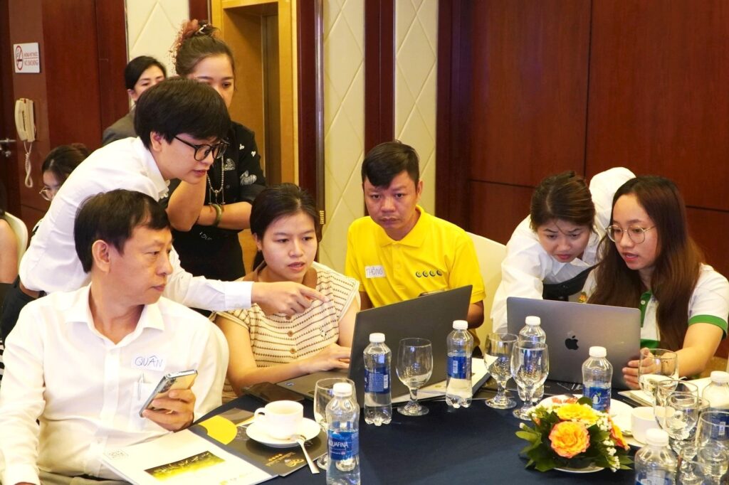 cac doanh nghiep khoi nghiep duoc ho tro tham gia nhung chuong trinh uom mam nang cao nang luc 1
