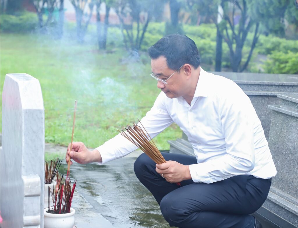 Bi thu Le Ngoc Quang dang huong 10 2025 8