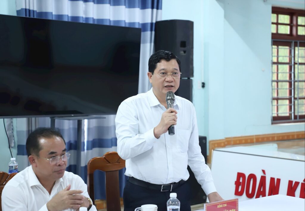 Bi thu Le Ngoc Quang tham Tra Lien 5