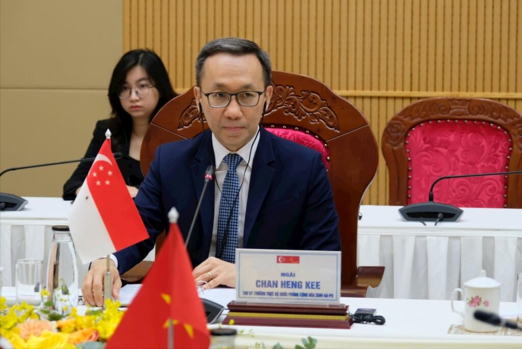 Doi thoai quoc phong Viet Singapo 3