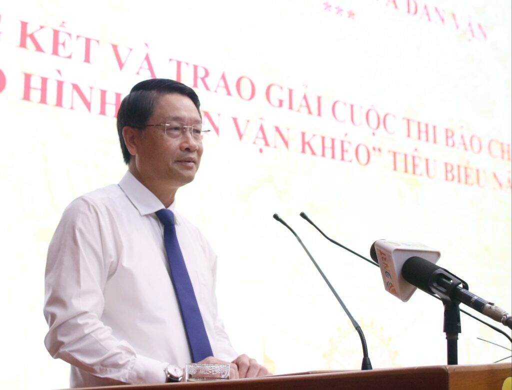 Giai bao chi dan van kheo 2025