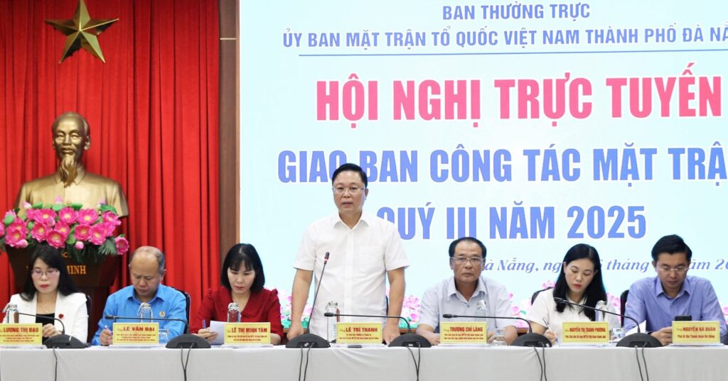 Giao ban cong tac mat tran quy 3 2025