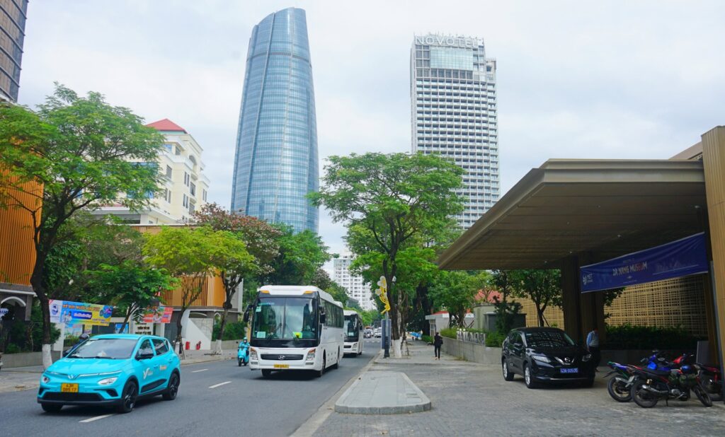 Hoat dong van tai bang o to