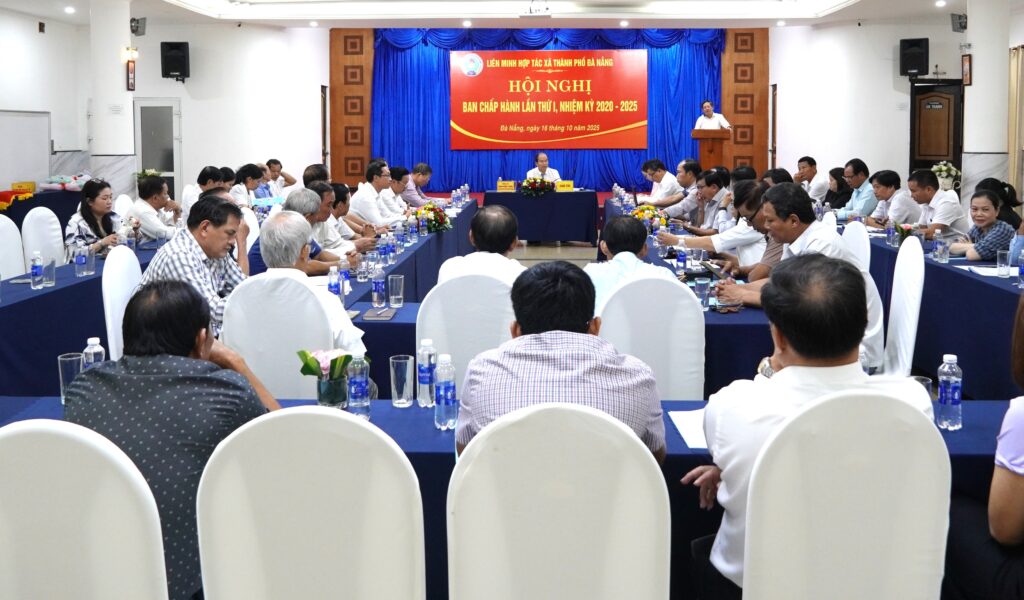 Hoi nghi BCH Lien minh HTX lan 1