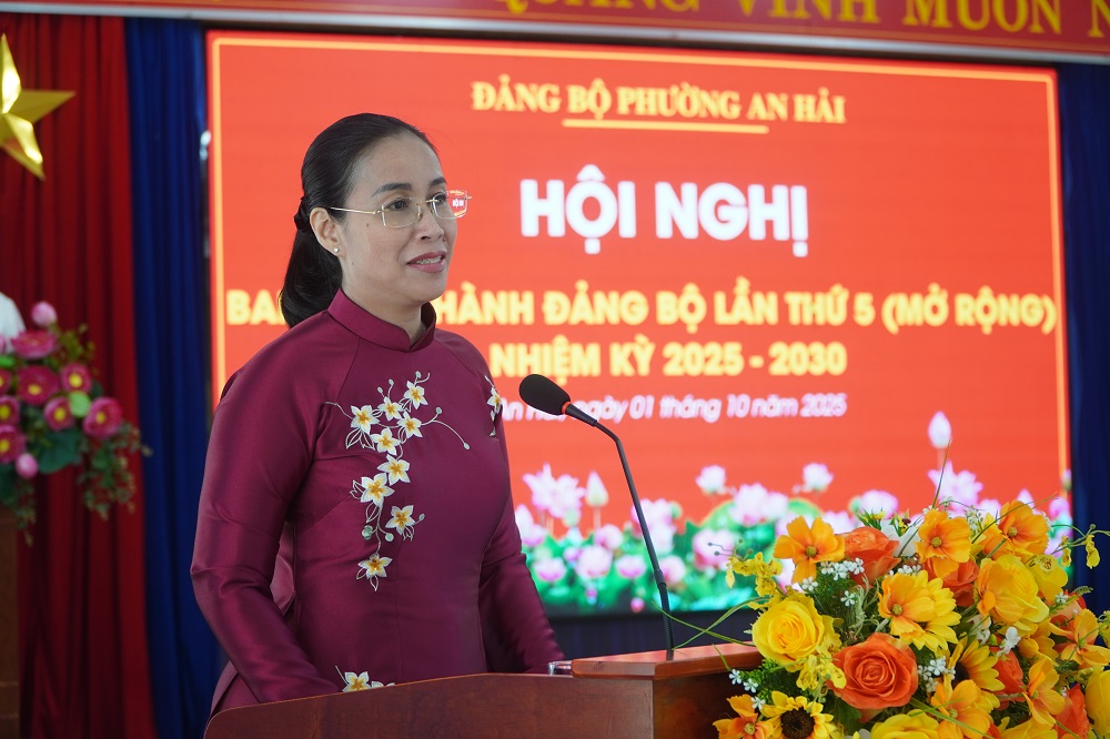 Hoi nghi BCH dang bo An Hai lan 5 2