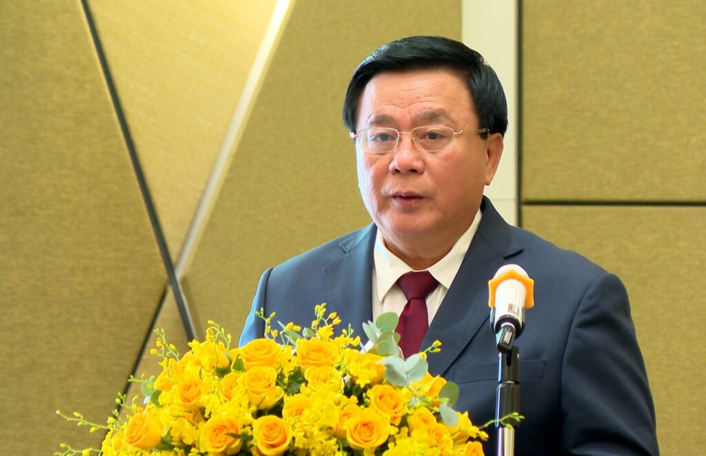 Hoi thao ly luan lan 12
