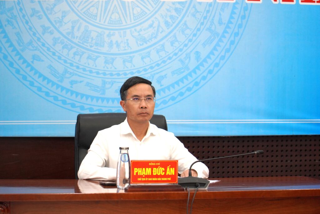 Hop IUU thang 10 2025
