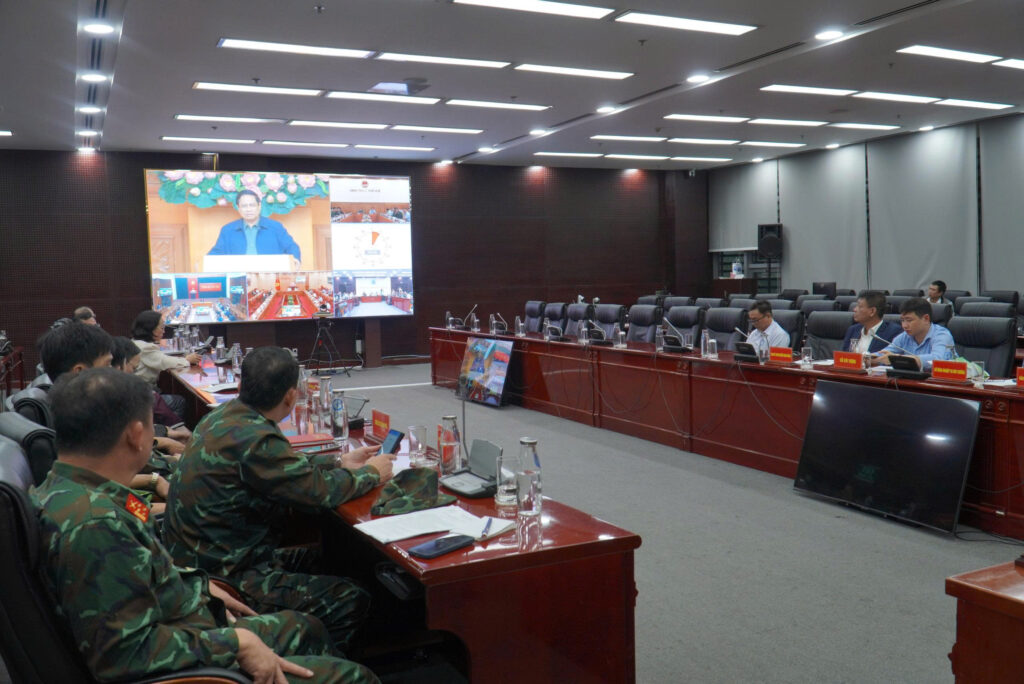 Hop TU khac phuc hau qua mua lu 2910