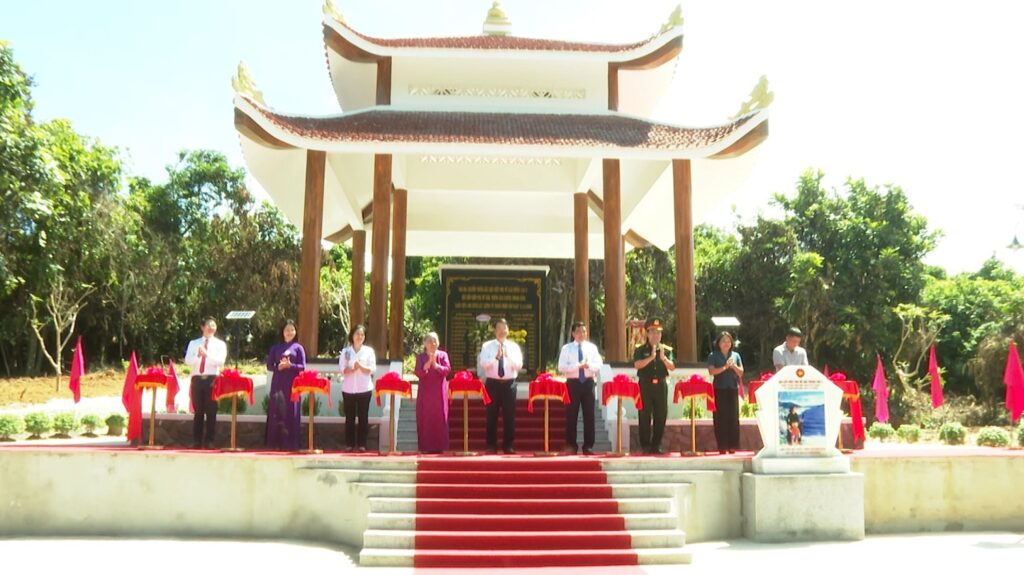 Khanh thanh nha bia Hoi Lien hiep Phu nu