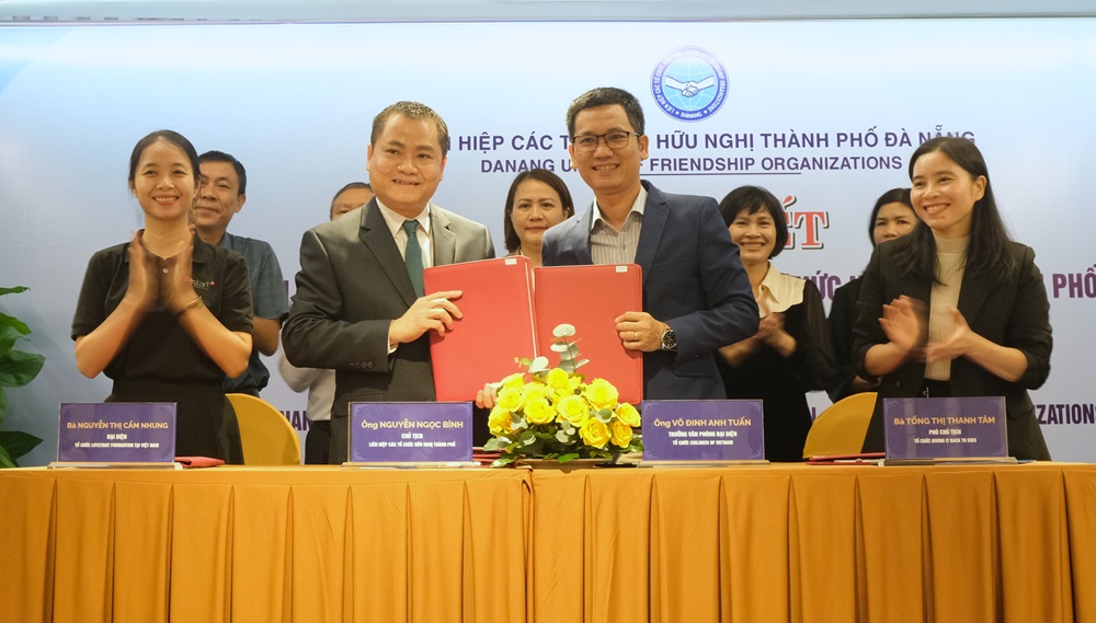 Le ky ket voi cac to chuc phi chinh phu dot 1 2025 1