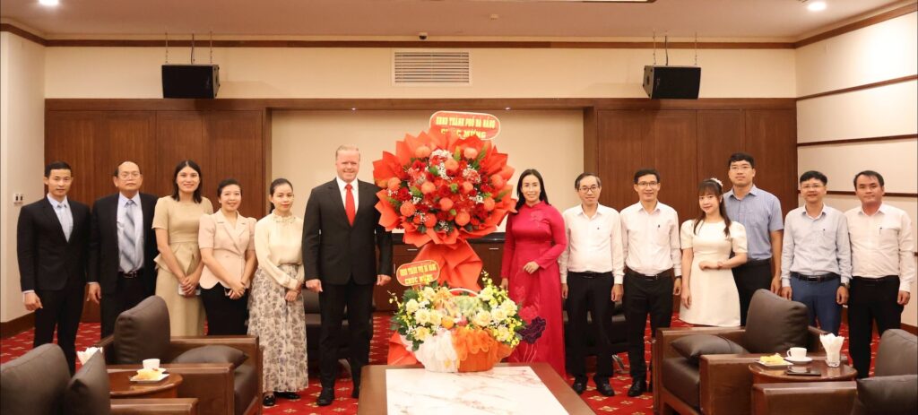 Ngay doanh nhan 2025 26