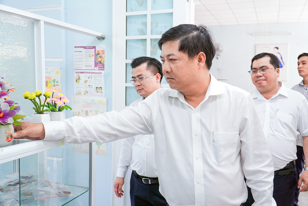 Tang qua Tet Trung thu 2025 4