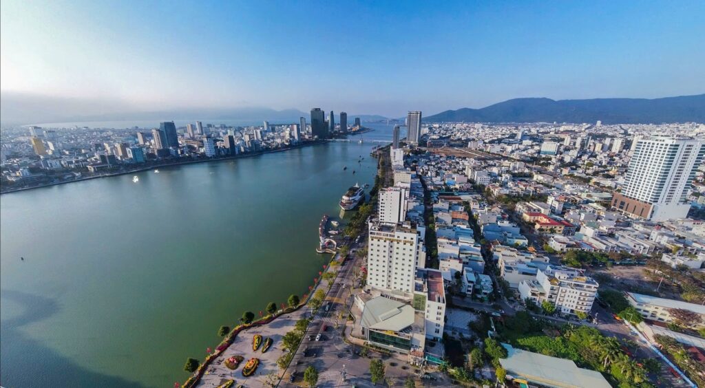 Thanh pho Da Nang 13 10 2025