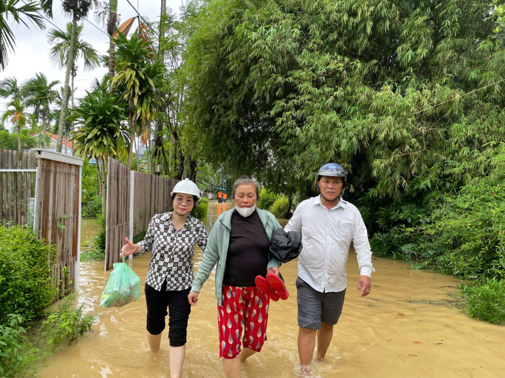 Thi sat Hoi An 19