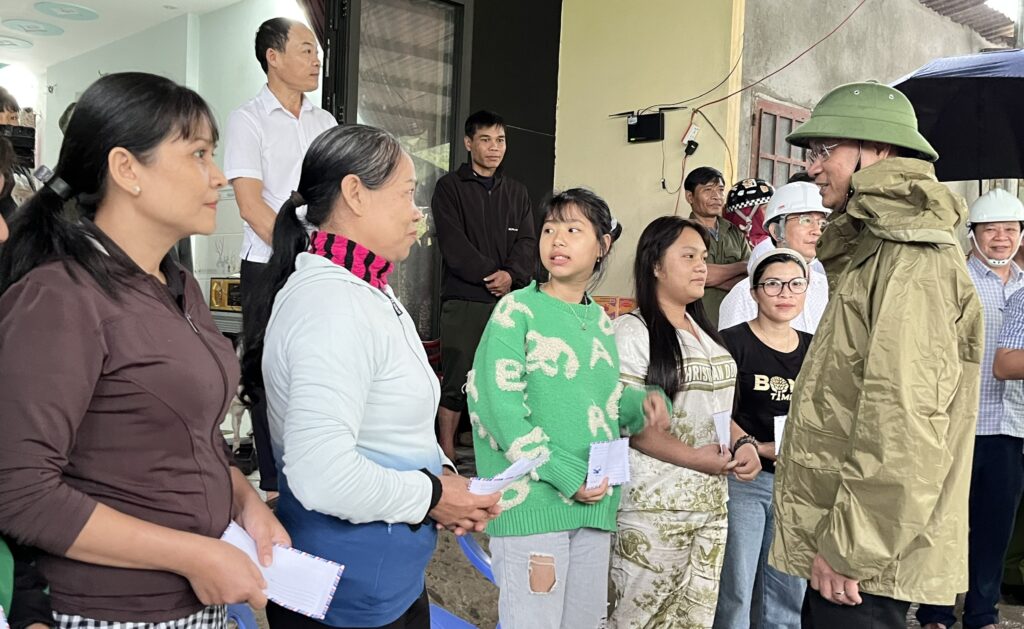 Thi sat ung pho bao 12 5