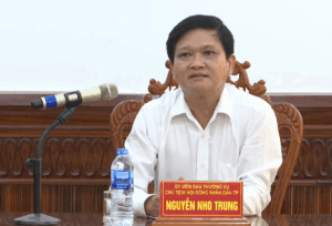 1-chu-tich-hdnd-nguyen-nho-trung-1