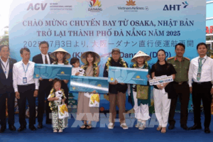 144808-da-nang-chao-don-chuyen-bay-dau-tien-tu-osaka-nhat-ban-sau-thoi-gian-tam-dung-11zon-1