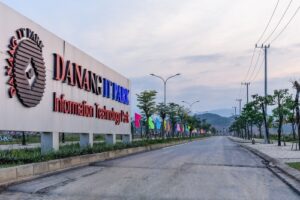 3-m-e1-bb-99t-g-c3-b3c-danang-it-park-1