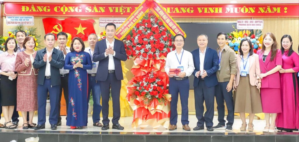 43 nam ngay nha giao VN 19 11 1