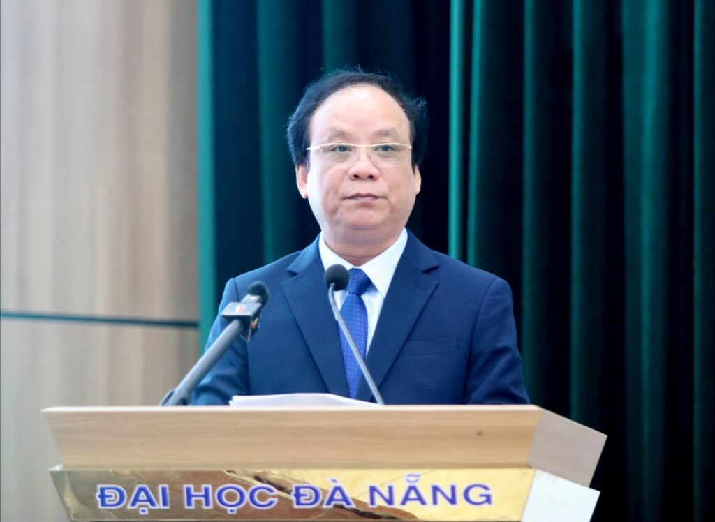 43 nam ngay nha giao VN 2025 1