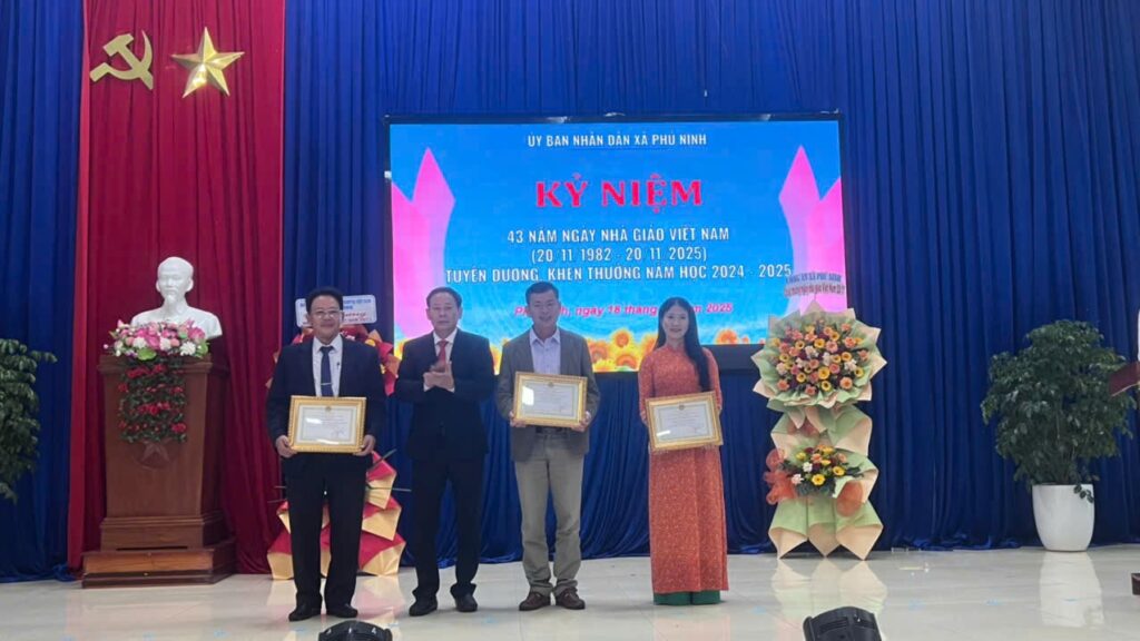 43 nam ngay nha giao VN 2025 13