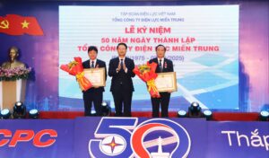 50-nam-thanh-lap-dien-luc-mien-Trung