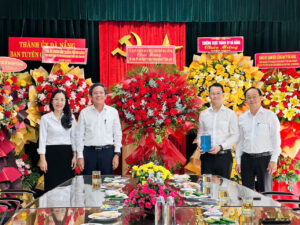 95-nam-ngay-tuyen-giao-1