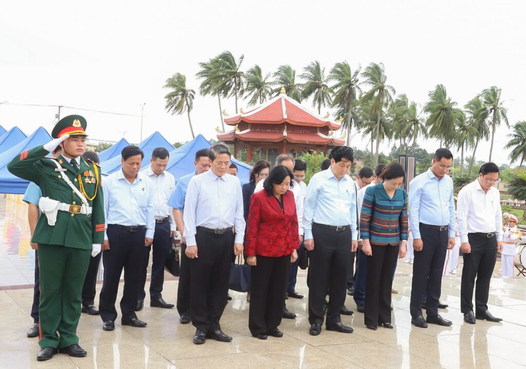 Chu tich nuoc tham du ngay hoi dai doan ket tai Go Noi 10