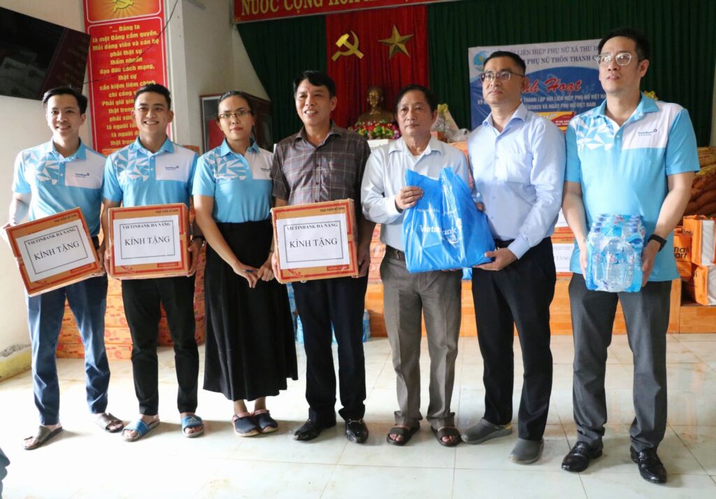 Dong vien trao qua Thu Bon Duy Xuyen 2