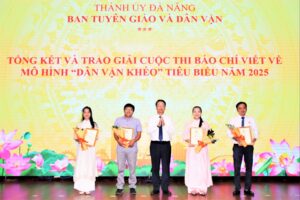 Giai-bao-chi-dan-van-kheo-2025_1