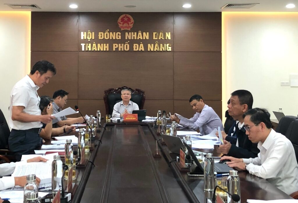 HDND hop phien giai trinh don thu lan 1