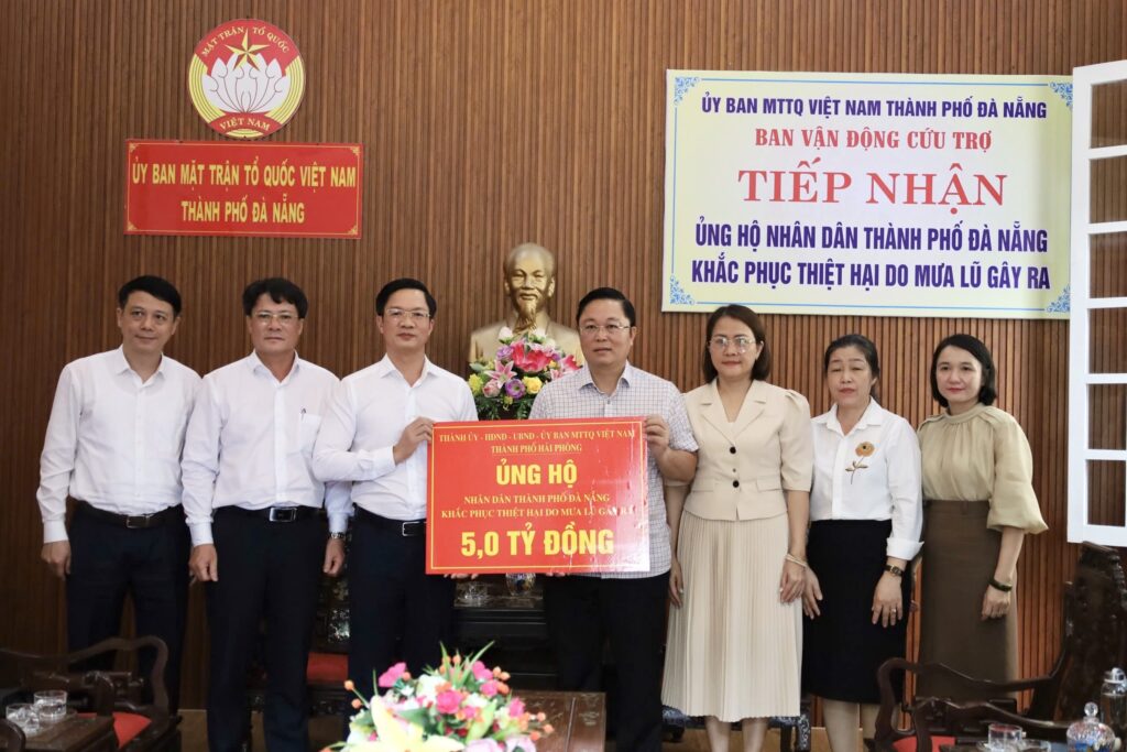 Hai Phong ung ho Da Nang