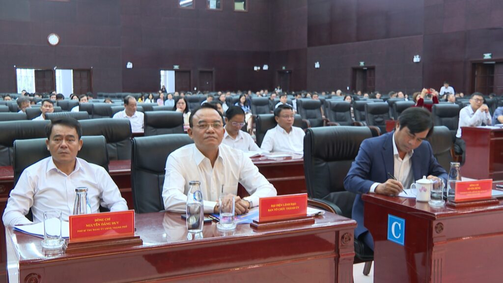 Hoi nghi 18 11 2025 1